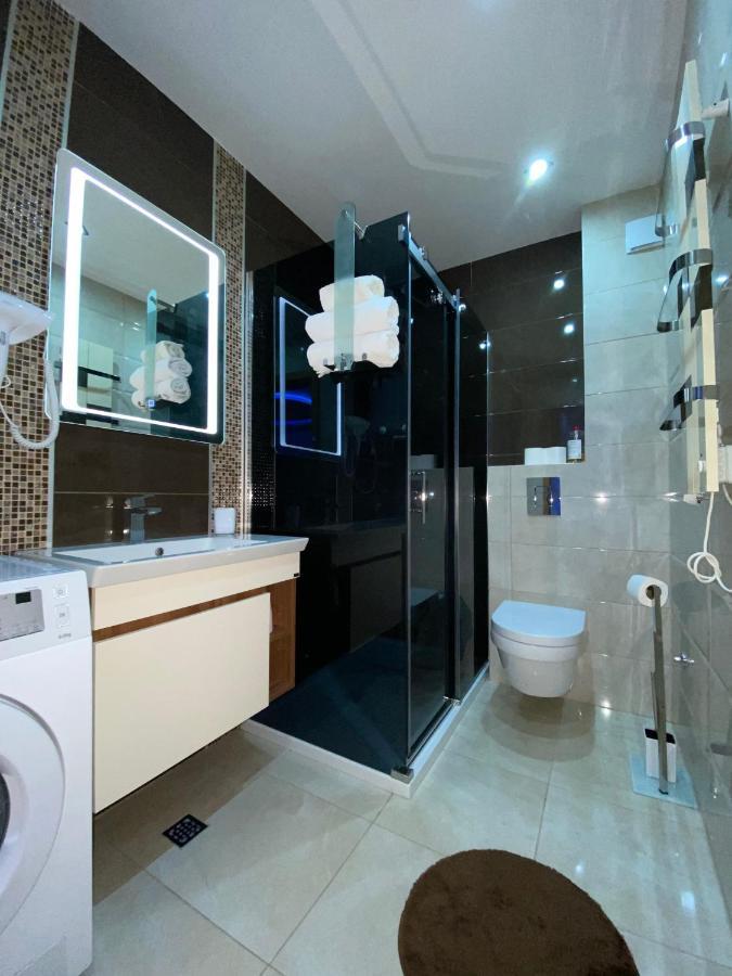 Crystal Apartment *